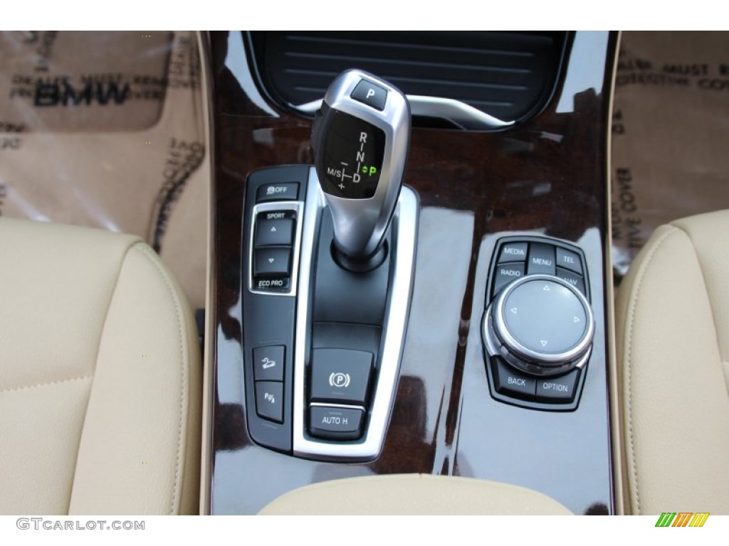 2015 BMW X3 xDrive28i Transmission Photos