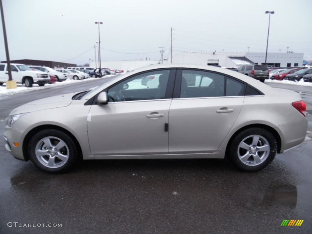 2015 Cruze LT - Champagne Silver Metallic / Brownstone photo #2