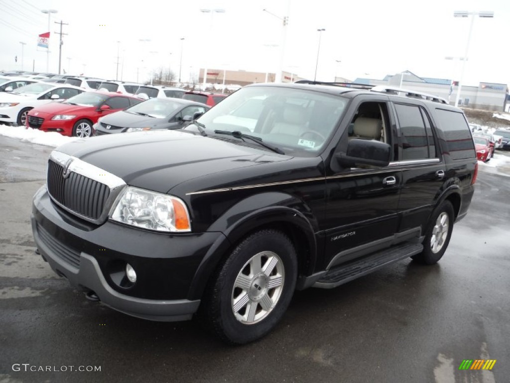 2004 Navigator Luxury 4x4 - Black Clearcoat / Light Parchment photo #5