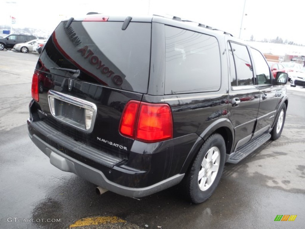 2004 Navigator Luxury 4x4 - Black Clearcoat / Light Parchment photo #9