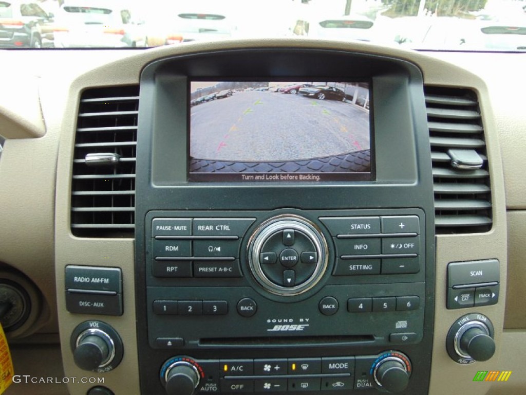 2008 Nissan Pathfinder SE V8 4x4 Controls Photo #101918801