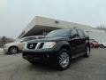 Super Black - Pathfinder SE V8 4x4 Photo No. 31