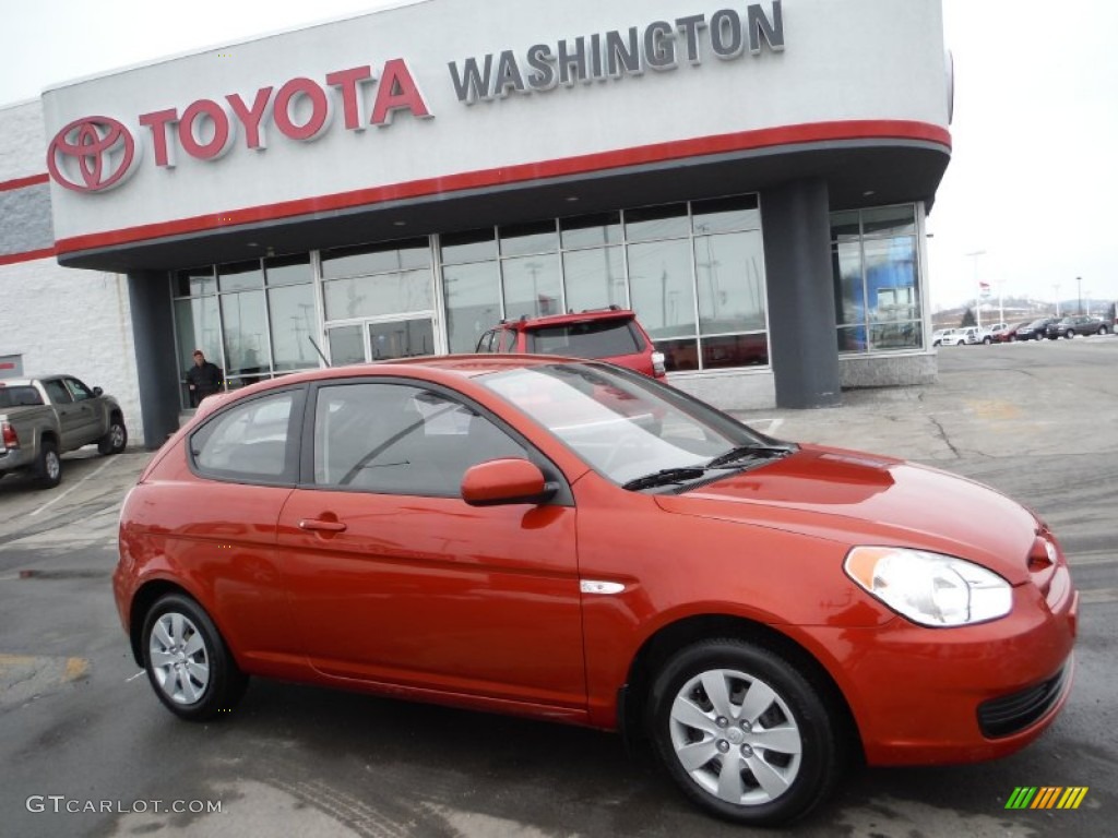 2010 Accent GS 3 Door - Tango Red / Black photo #2
