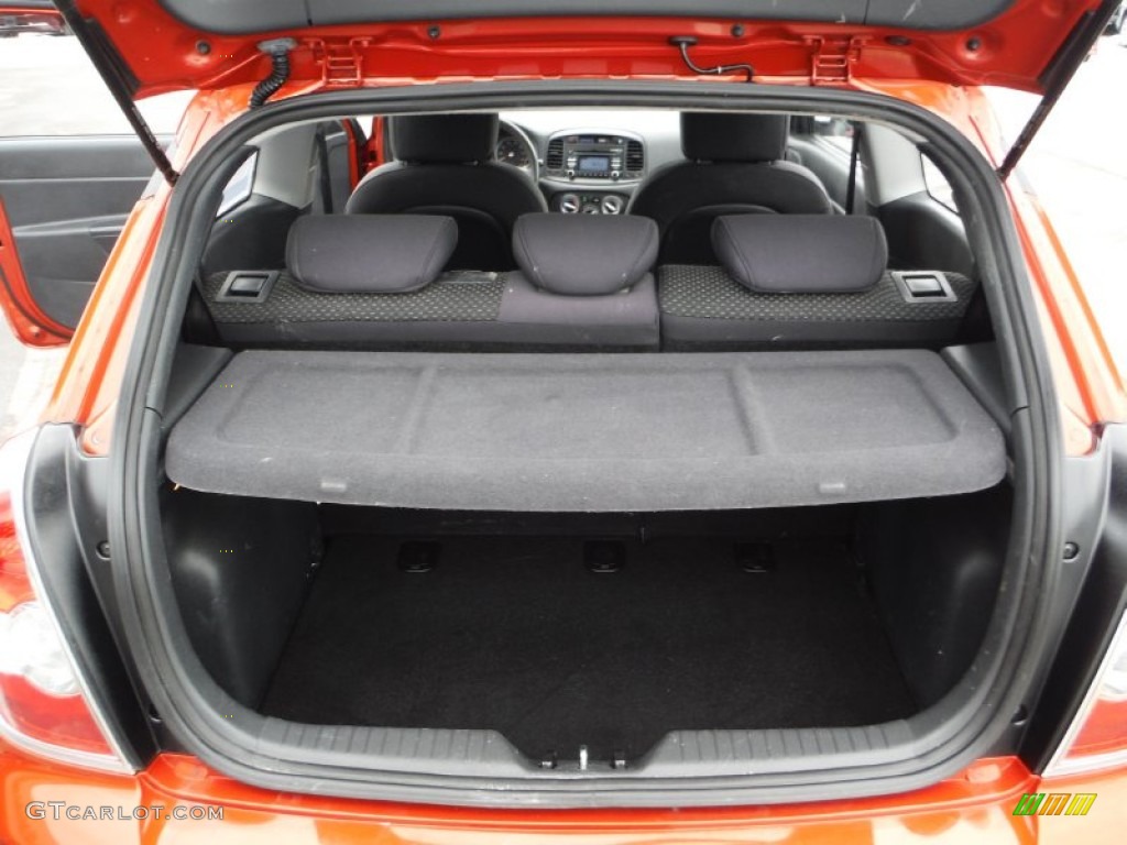 2010 Accent GS 3 Door - Tango Red / Black photo #17