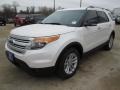 2015 White Platinum Ford Explorer XLT  photo #6