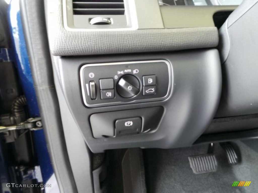 2015 Volvo XC60 T6 Drive-E Ocean Race Controls Photo #101925800