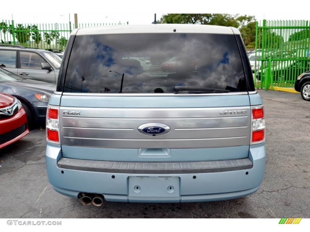 2009 Flex Limited - Light Ice Blue Metallic / Medium Light Stone photo #11