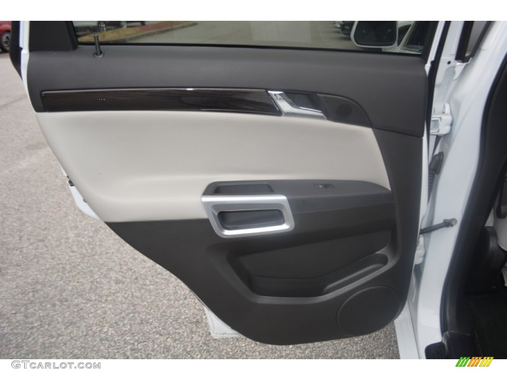 2015 Chevrolet Captiva Sport LTZ Black/Light Titanium Door Panel Photo #101927942