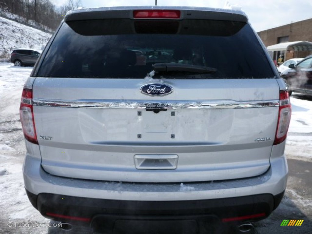 2015 Explorer XLT 4WD - Ingot Silver / Charcoal Black photo #3