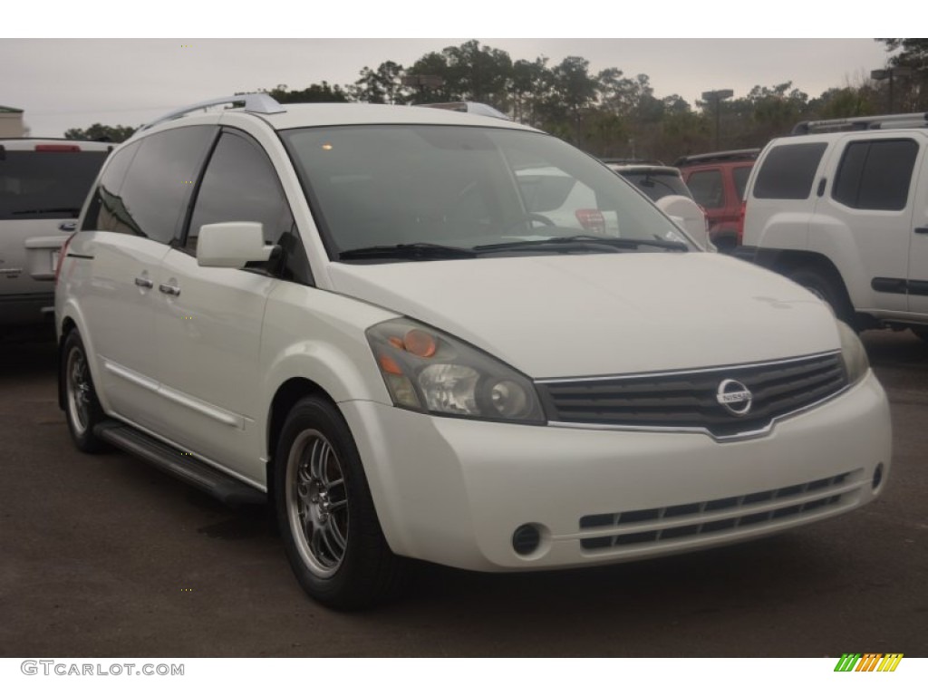 Nordic White Pearl Nissan Quest