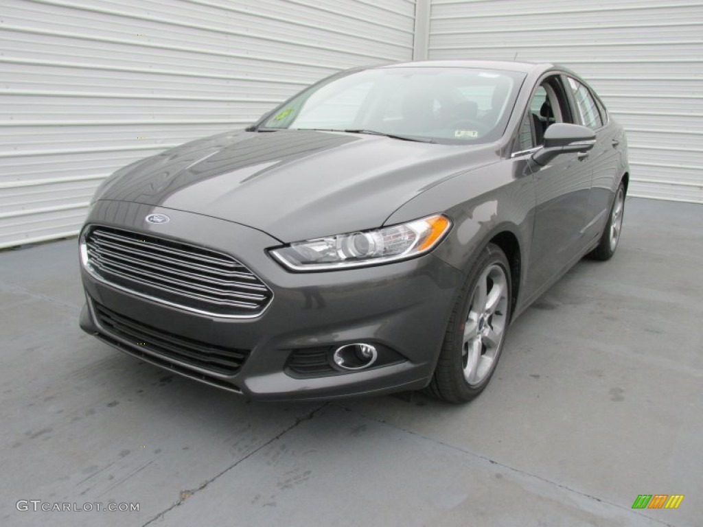 2015 Fusion SE - Magnetic Metallic / Charcoal Black photo #7