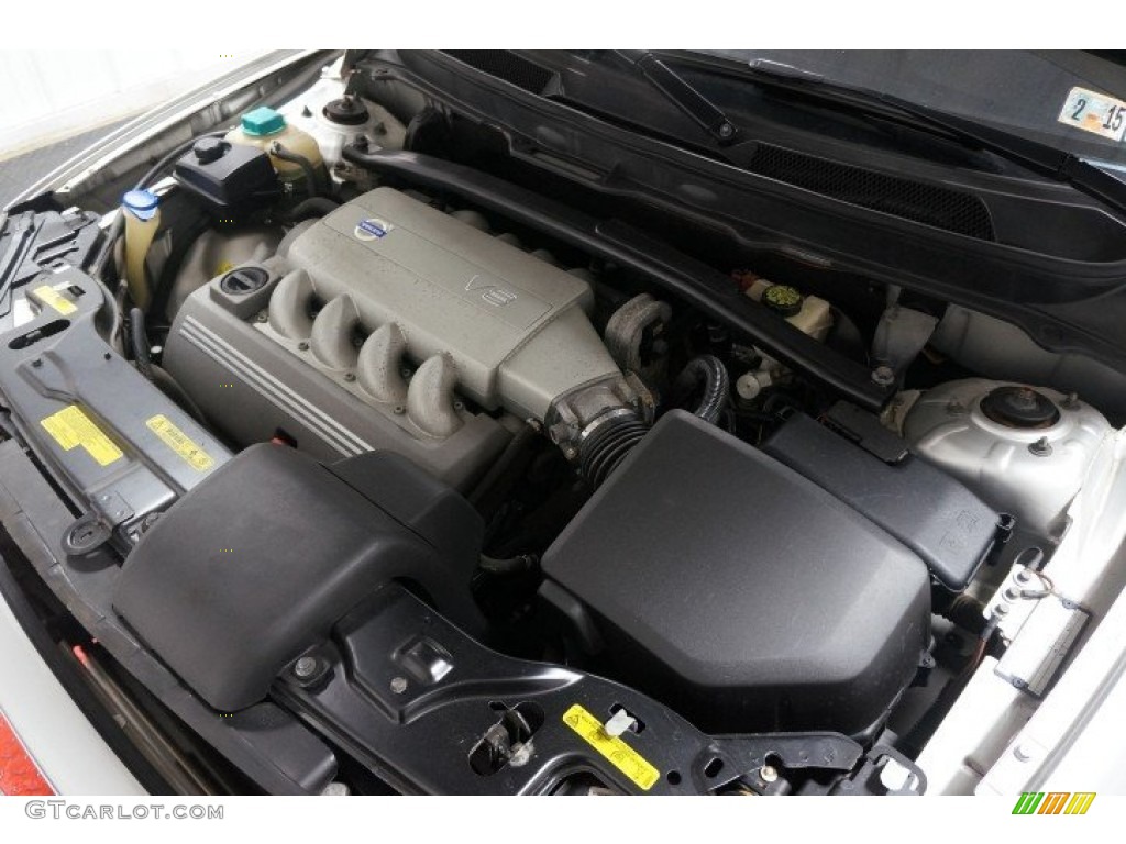 2005 Volvo XC90 V8 AWD Engine Photos