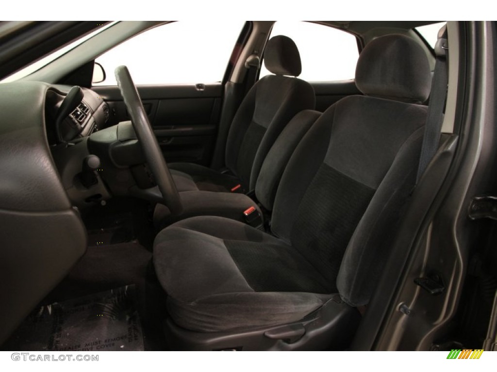 Dark Charcoal Interior 2004 Ford Taurus SE Sedan Photo #101937428