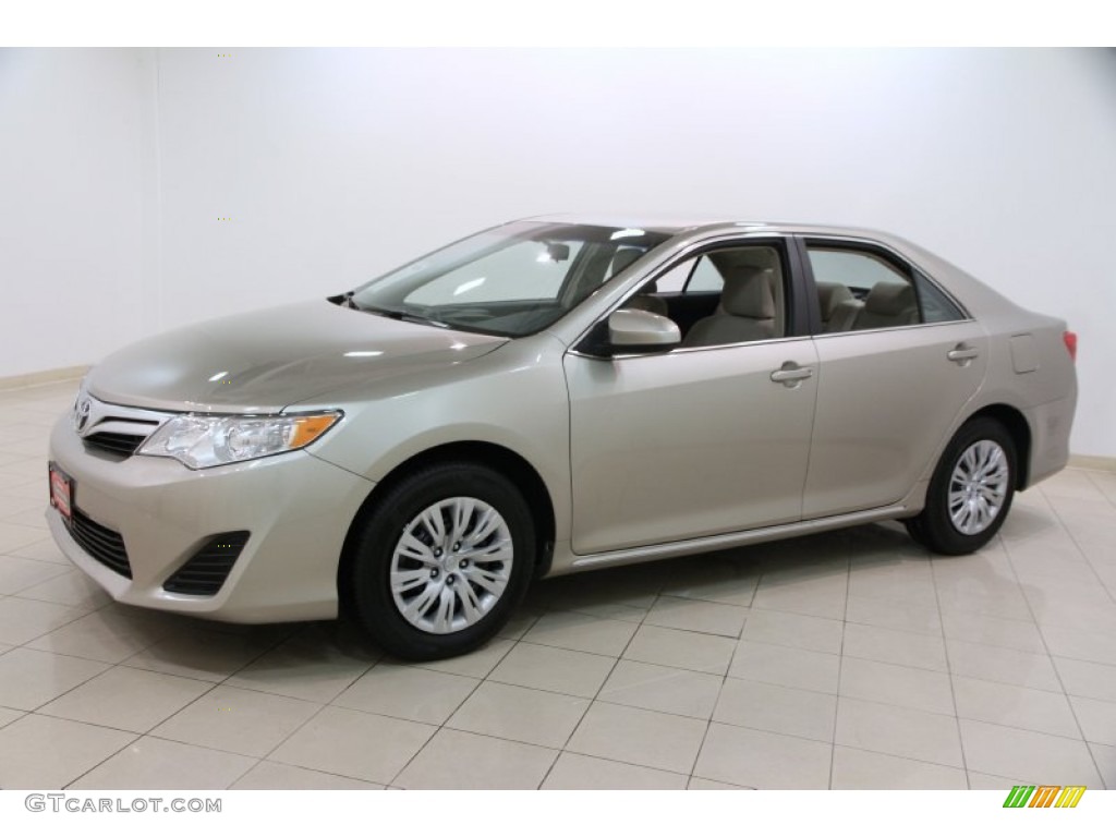 2013 Camry LE - Champagne Mica / Ivory photo #3