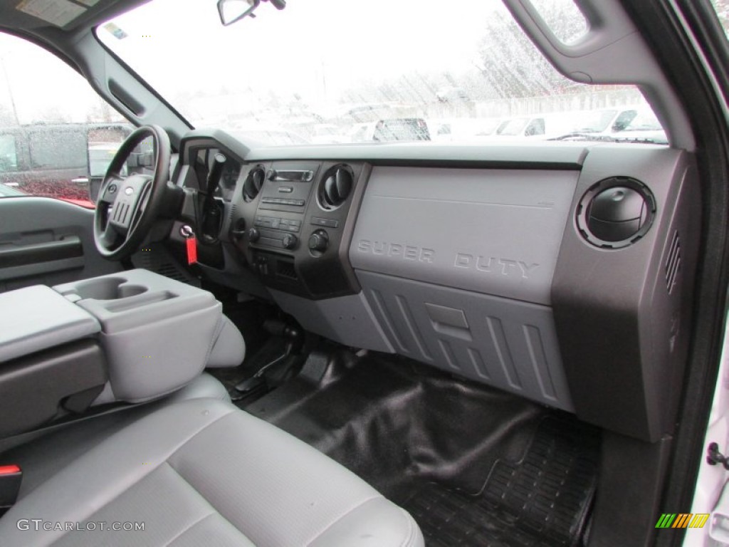 2012 F350 Super Duty XL Crew Cab 4x4 Dually - Oxford White / Steel photo #18