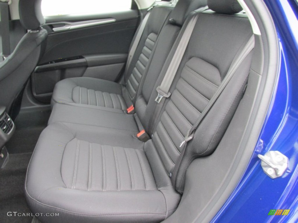 2015 Ford Fusion SE Rear Seat Photo #101941517