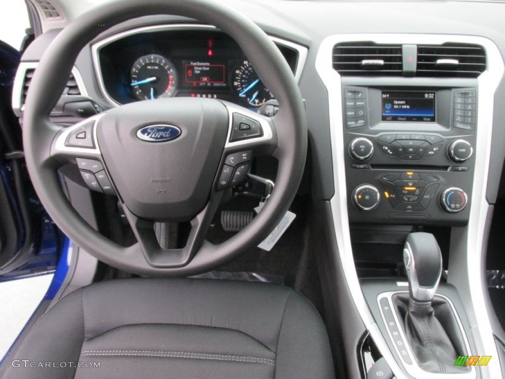 2015 Fusion SE - Deep Impact Blue Metallic / Charcoal Black photo #23