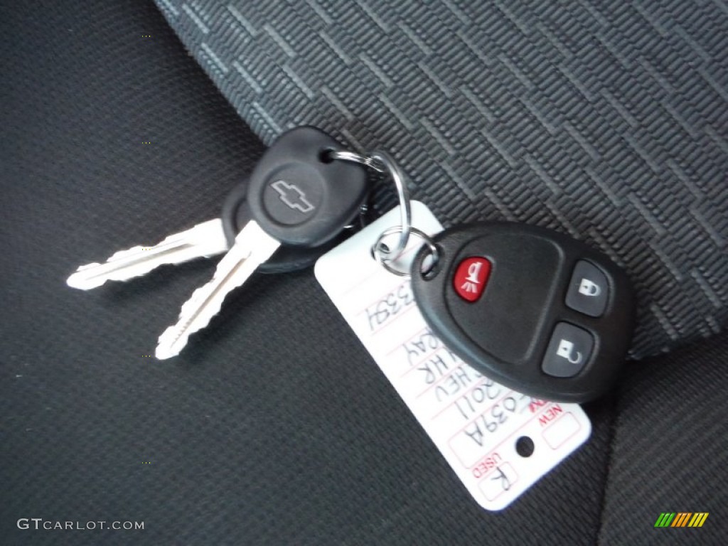 2011 HHR LT - Cyber Gray Metallic / Ebony photo #26