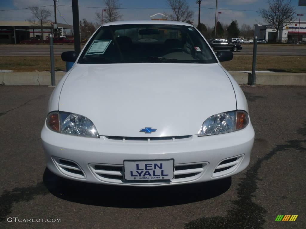 2000 Cavalier Coupe - Bright White / Neutral photo #2