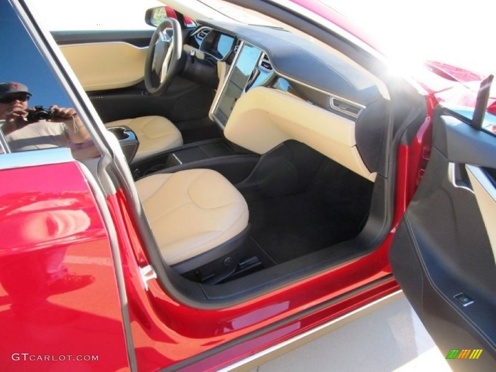 2014 Model S  - Red Multi-Coat / Tan photo #4