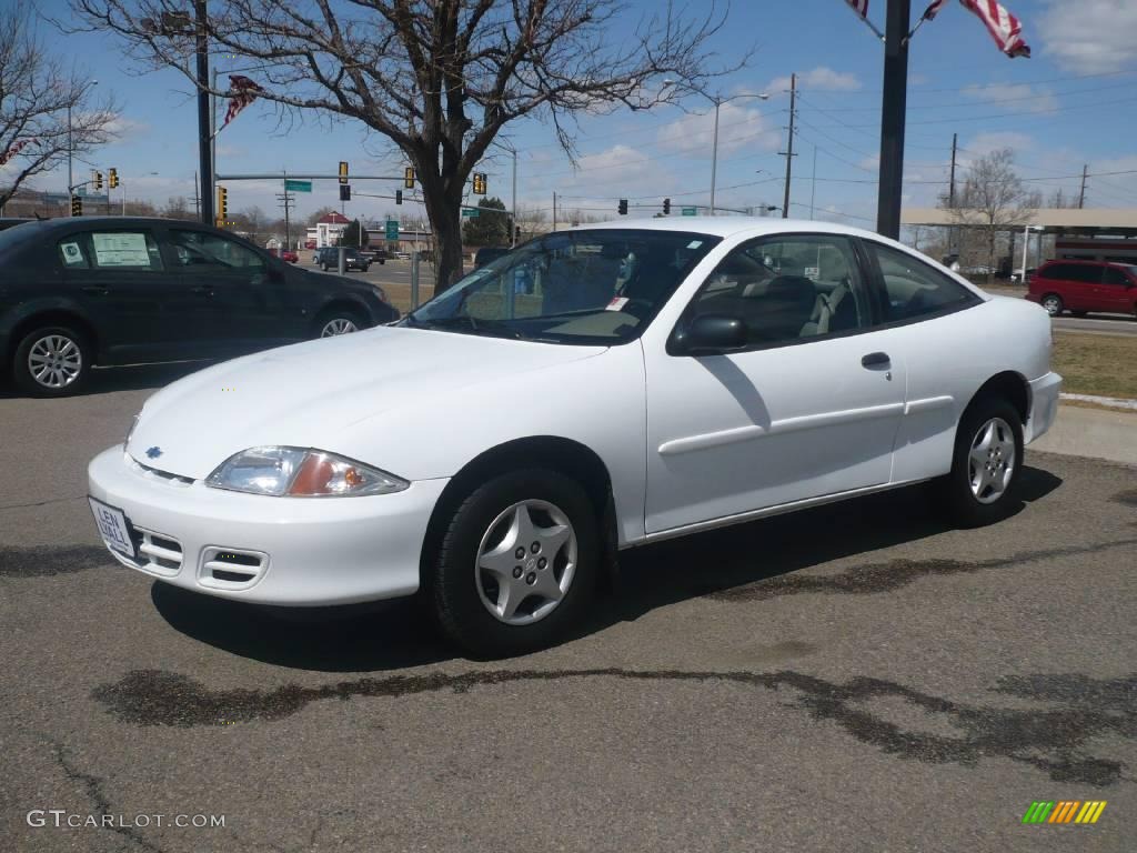 2000 Cavalier Coupe - Bright White / Neutral photo #3