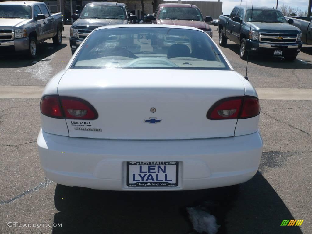 2000 Cavalier Coupe - Bright White / Neutral photo #5