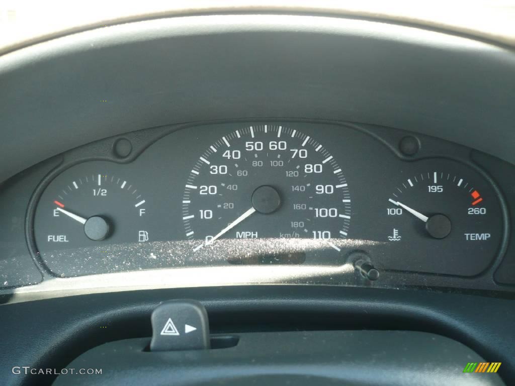 2000 Cavalier Coupe - Bright White / Neutral photo #14