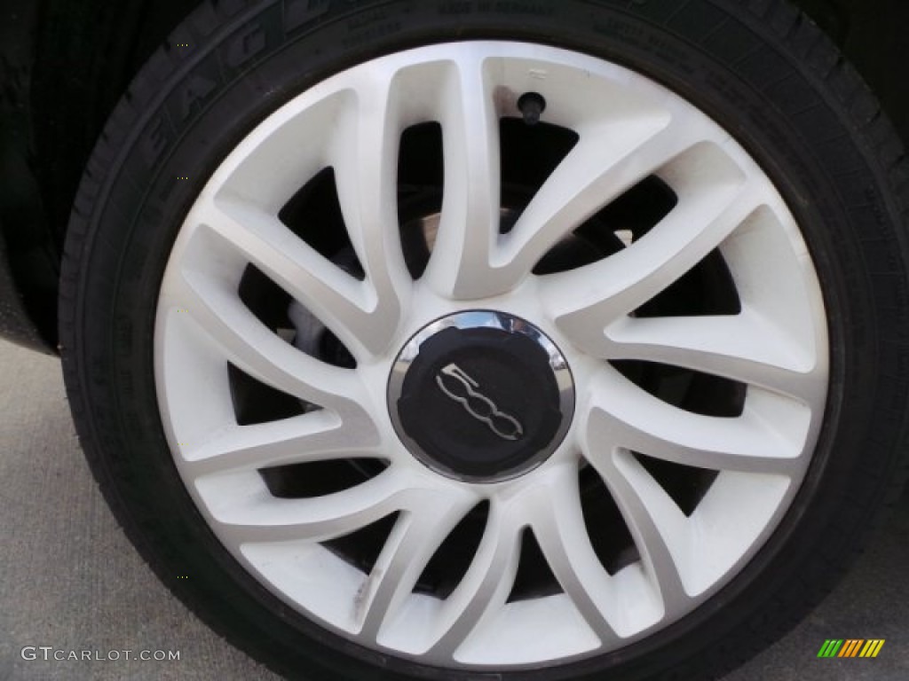 2014 Fiat 500L Lounge Wheel Photos