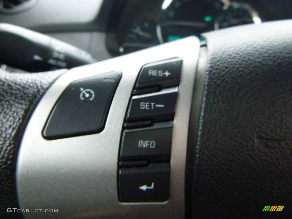 2011 HHR LT - Arctic Ice White / Gray photo #32