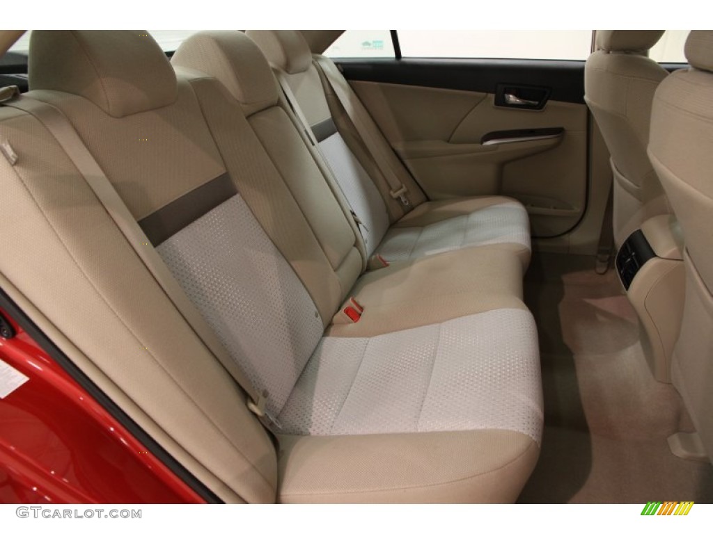 2012 Toyota Camry XLE Rear Seat Photo #101956277