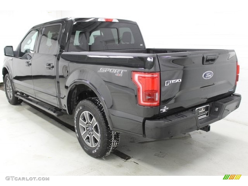 2015 F150 XLT SuperCrew 4x4 - Tuxedo Black Metallic / Black photo #4