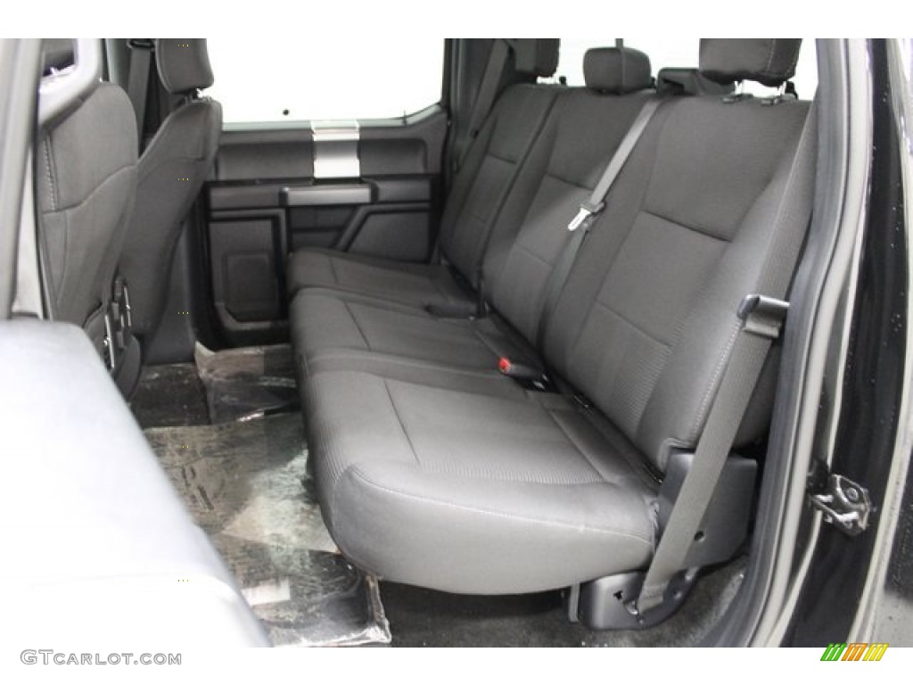 2015 F150 XLT SuperCrew 4x4 - Tuxedo Black Metallic / Black photo #8