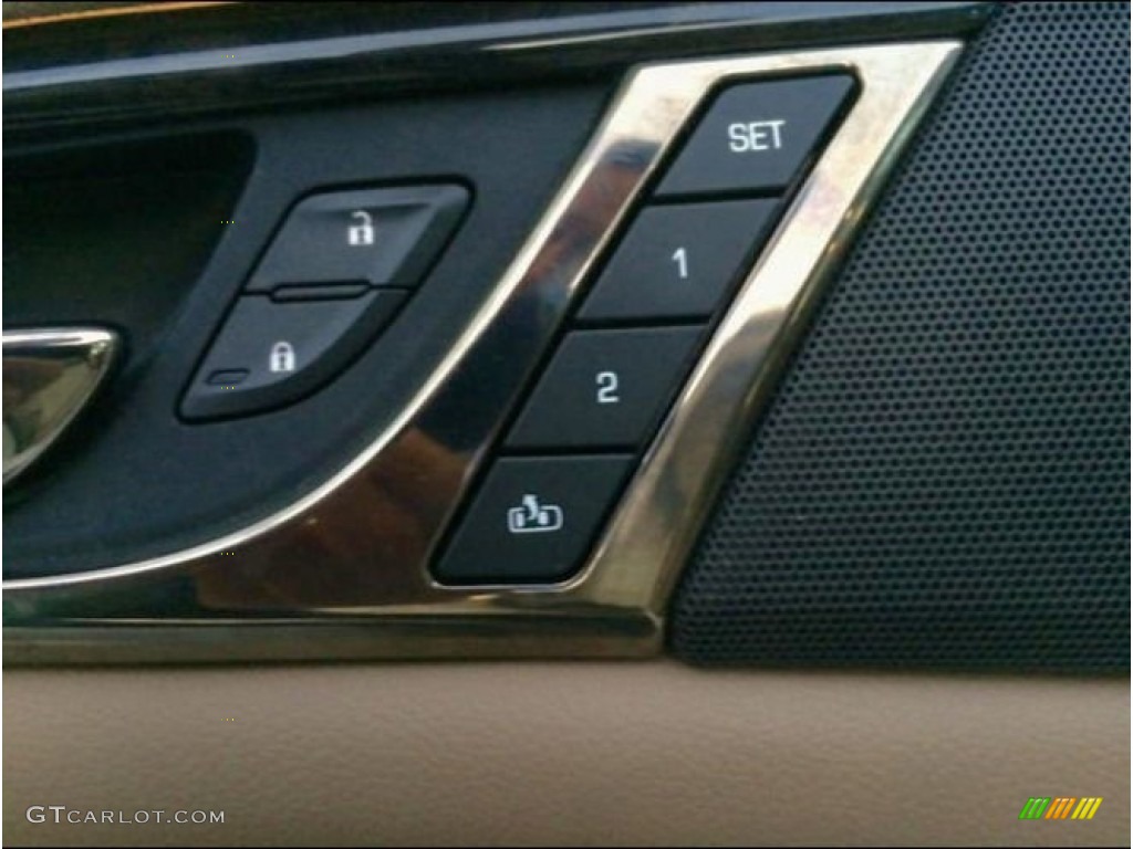 2014 Cadillac CTS Luxury Sedan Controls Photos