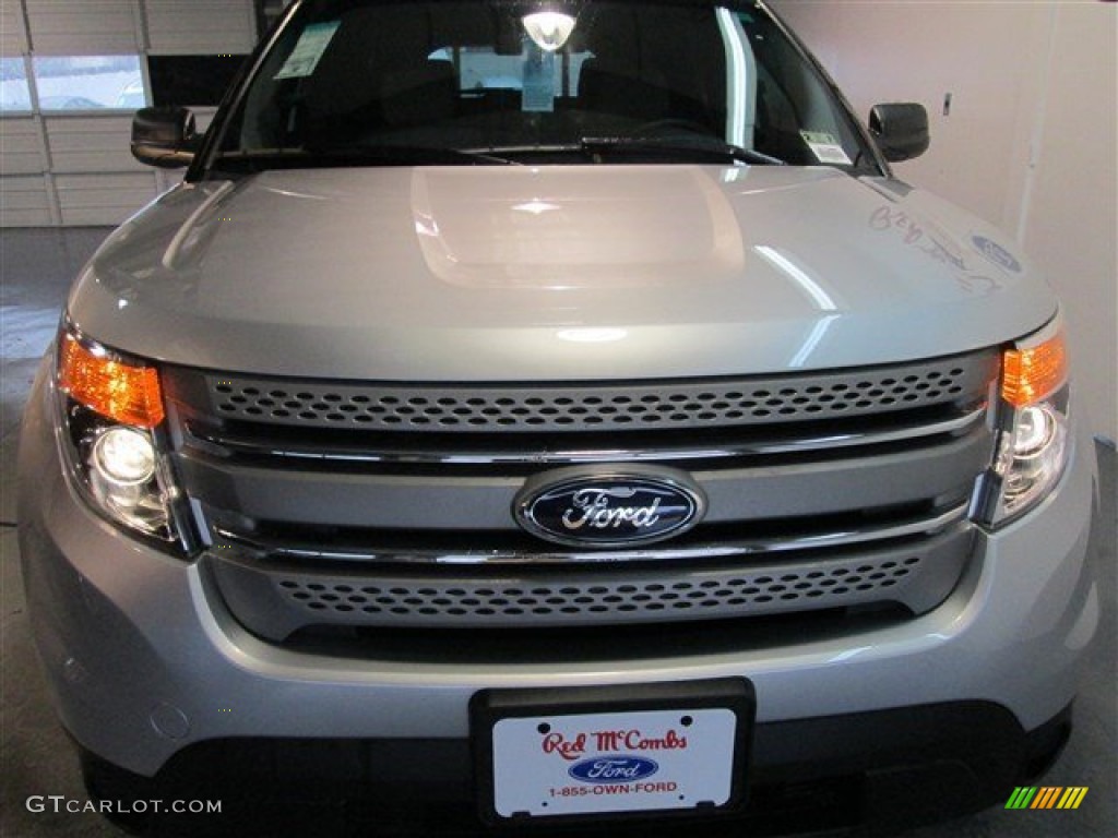 2015 Explorer FWD - Ingot Silver / Medium Light Stone photo #2