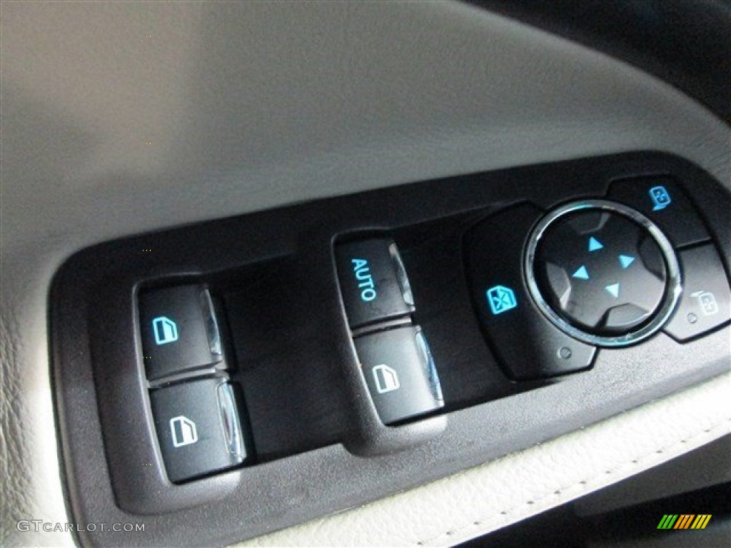 2015 Explorer FWD - Ingot Silver / Medium Light Stone photo #21
