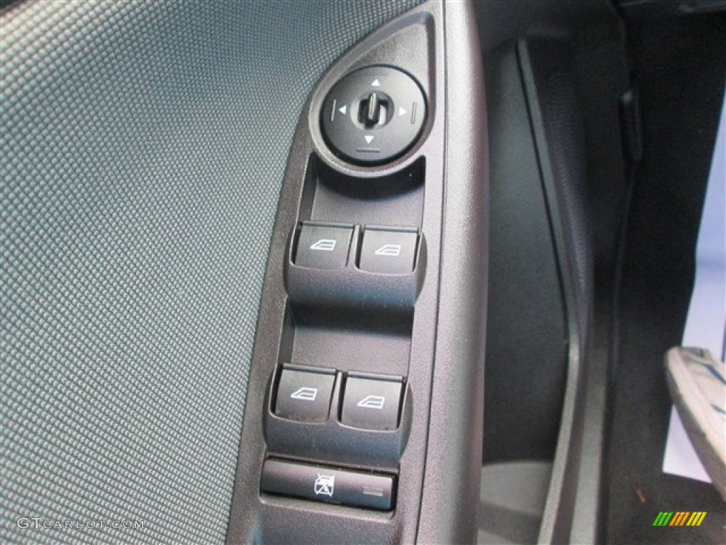 2014 Focus SE Sedan - Sterling Gray / Charcoal Black photo #17