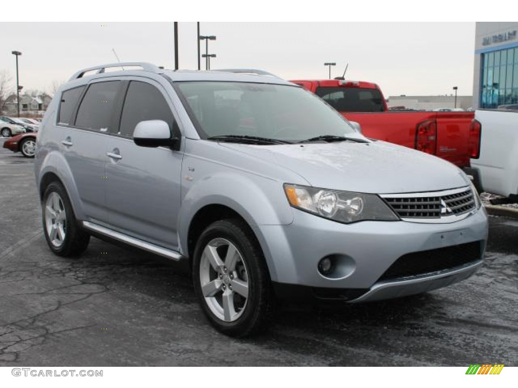 2009 Mitsubishi Outlander XLS 4WD Exterior Photos