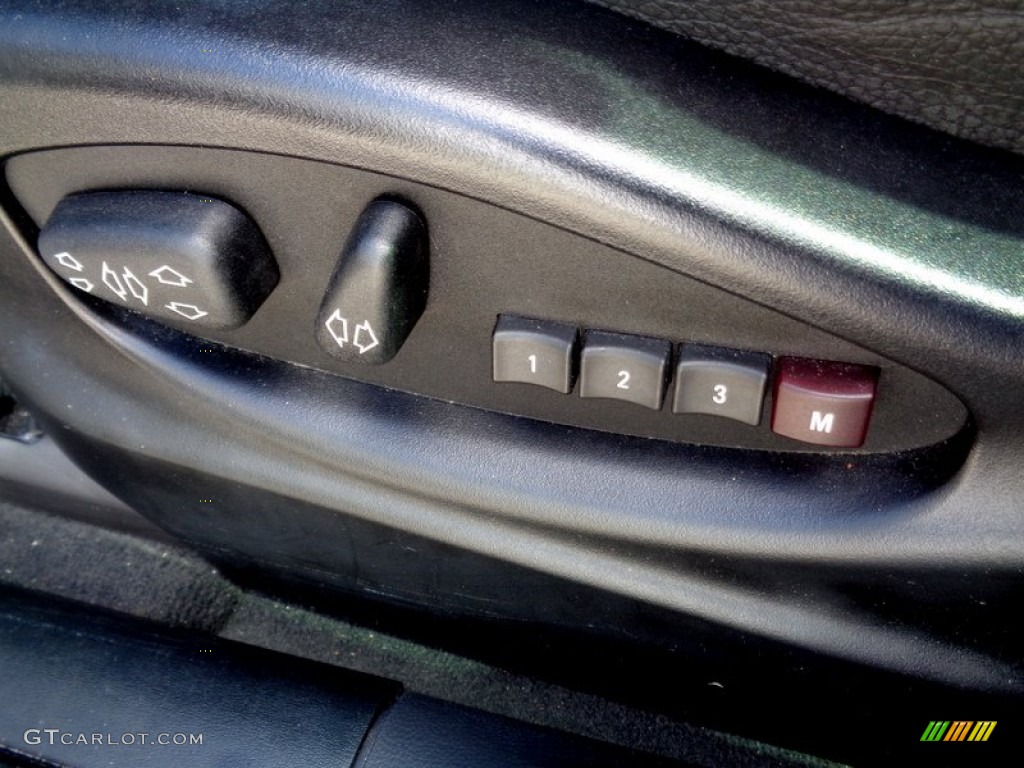2004 BMW X3 3.0i Controls Photo #101970185