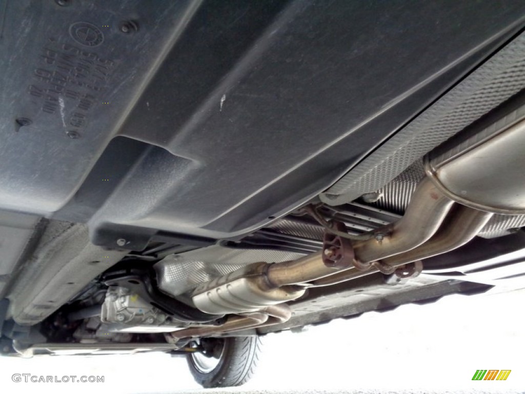 2004 BMW X3 3.0i Undercarriage Photo #101970782