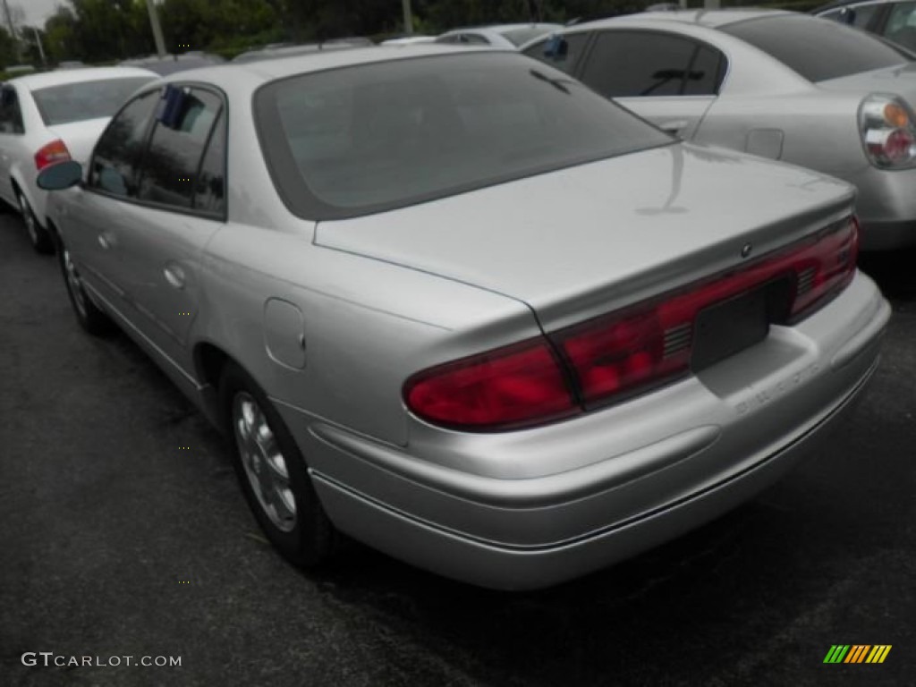 2004 Regal LS - Sterling Silver Metallic / Medium Gray photo #4