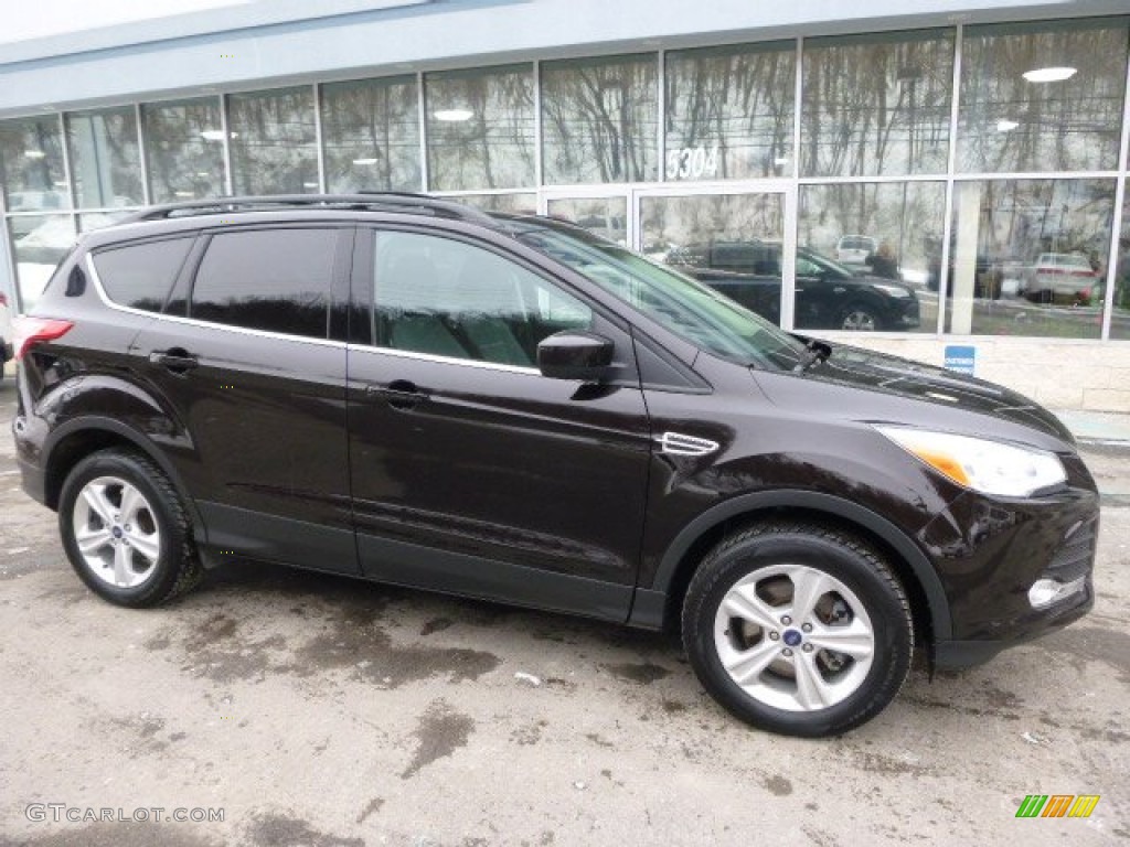 2013 Escape SE 1.6L EcoBoost 4WD - Tuxedo Black Metallic / Medium Light Stone photo #3