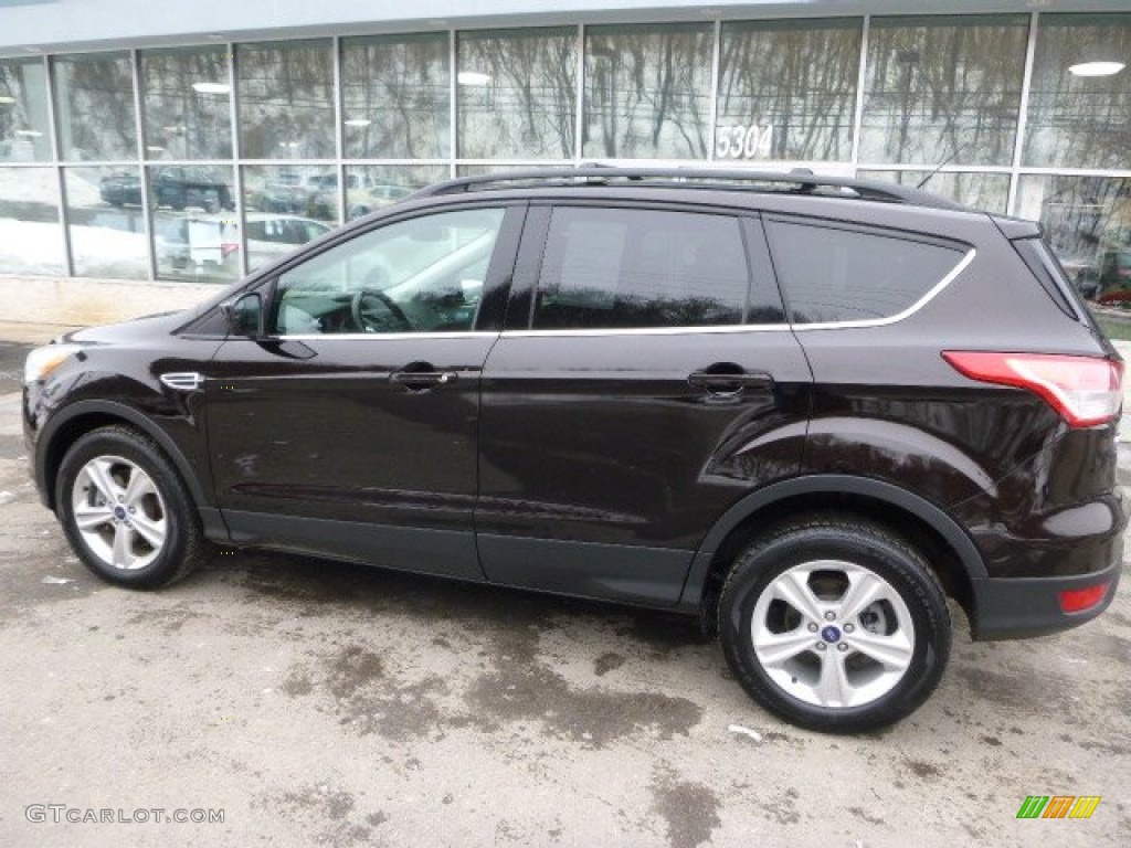 2013 Escape SE 1.6L EcoBoost 4WD - Tuxedo Black Metallic / Medium Light Stone photo #6