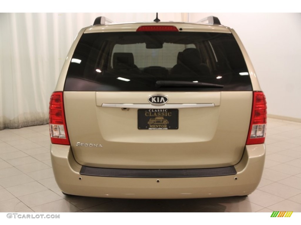 2011 Sedona LX - Cashmere Beige / Beige photo #18
