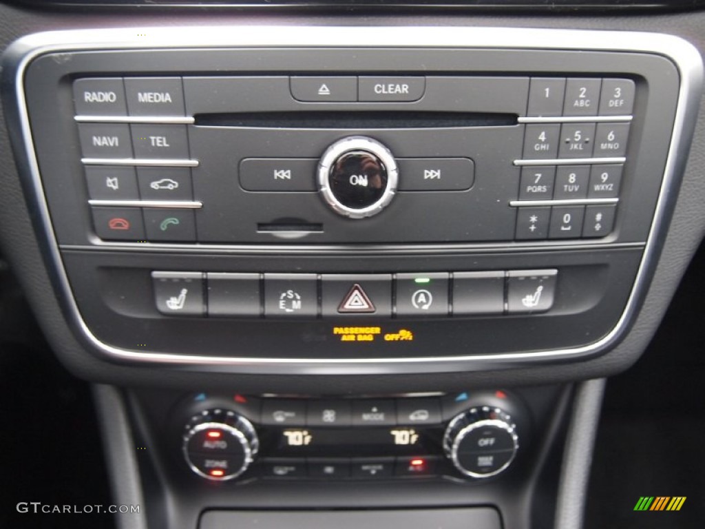 2015 Mercedes-Benz CLA 250 4Matic Controls Photo #101984081