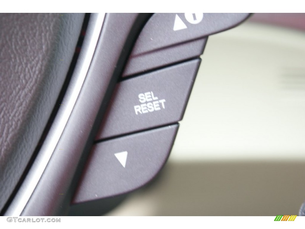 2016 Acura ILX Premium Controls Photo #101985124