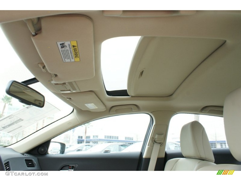 2016 Acura ILX Premium Sunroof Photos