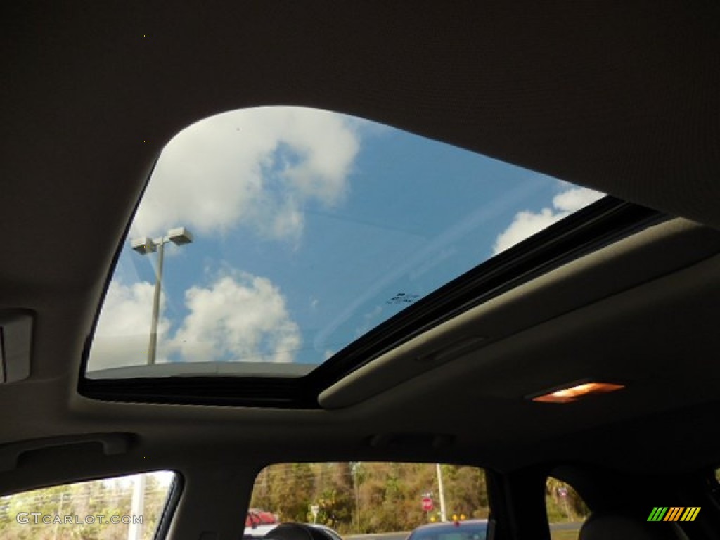 2015 Chevrolet Captiva Sport LTZ Sunroof Photo #101985830