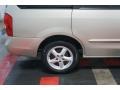 Shimmering Sand Metallic - MPV LX Photo No. 43