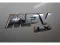 Shimmering Sand Metallic - MPV LX Photo No. 62
