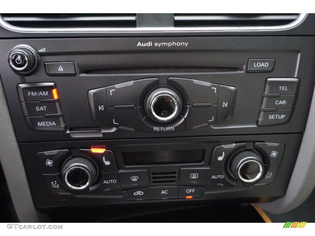 2009 Audi A4 2.0T Premium quattro Sedan Controls Photos